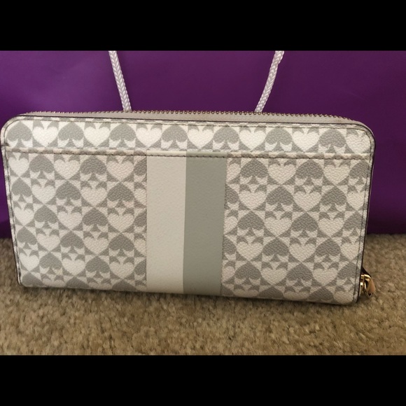 Kate Spade wallet - Picture 2 of 8